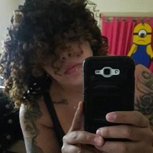 Meet your Posher, Celeste